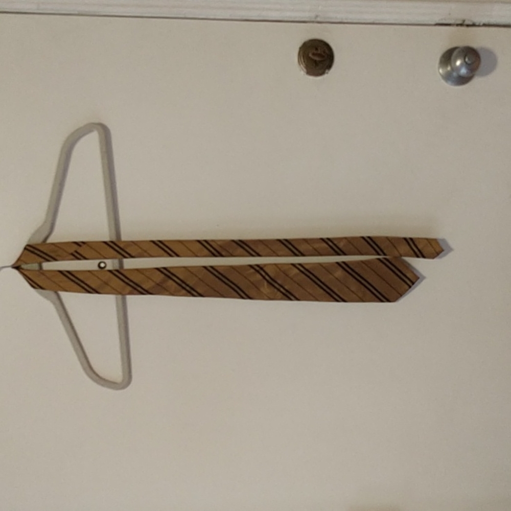 Hufflepuff tie